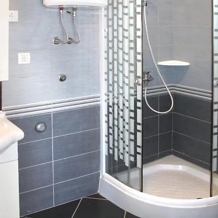 Apartment Apartment Josip - Vir125